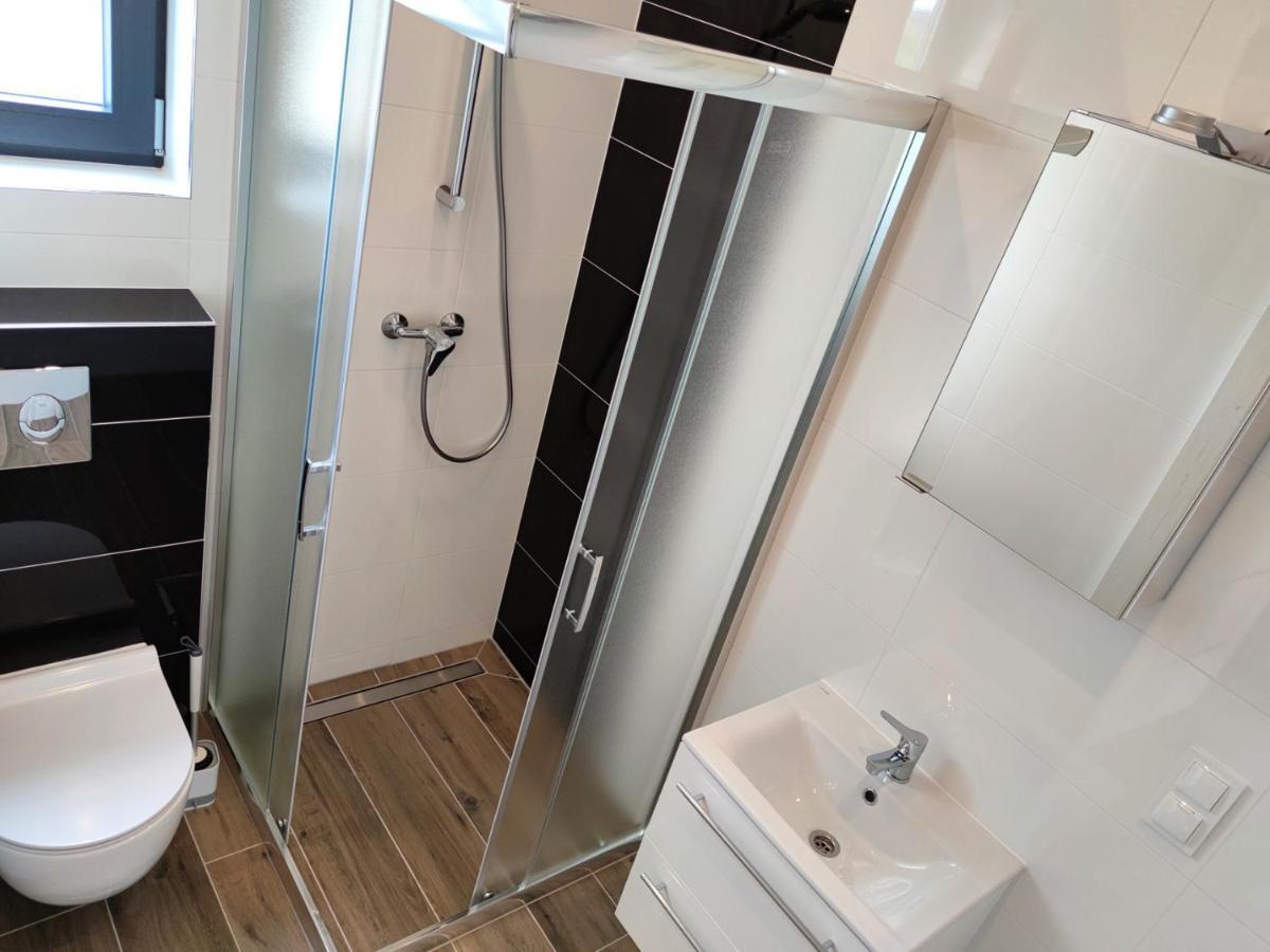 Skrawek Raju Sarbinowo Apartman Kültér fotó